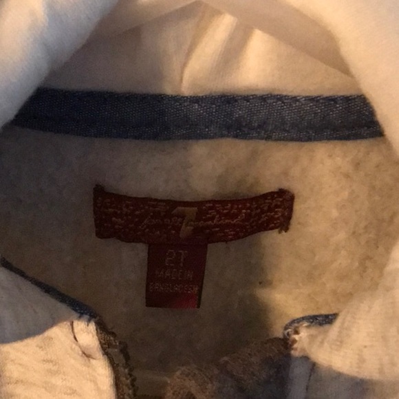 7 For all mankind size 2T sweat suit hoodie set. Lined hood. Full front zipper - Picture 2 of 9